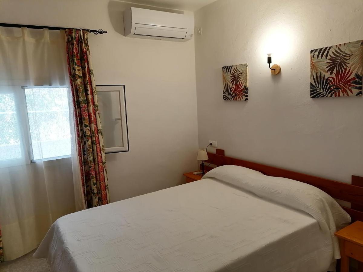 Hostal Pepe San Ferrán de ses Roques Exterior foto
