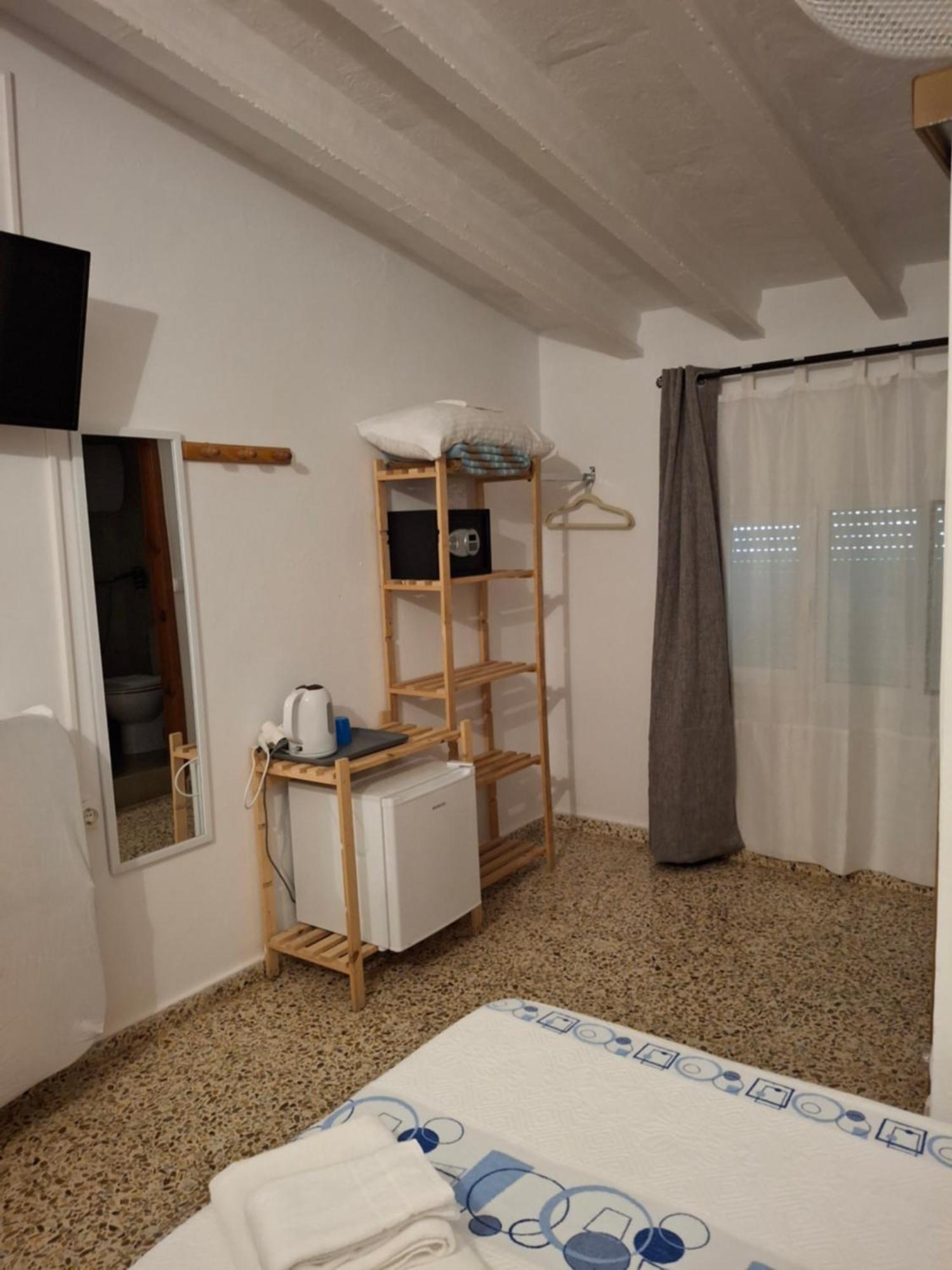 Hostal Pepe San Ferrán de ses Roques Exterior foto