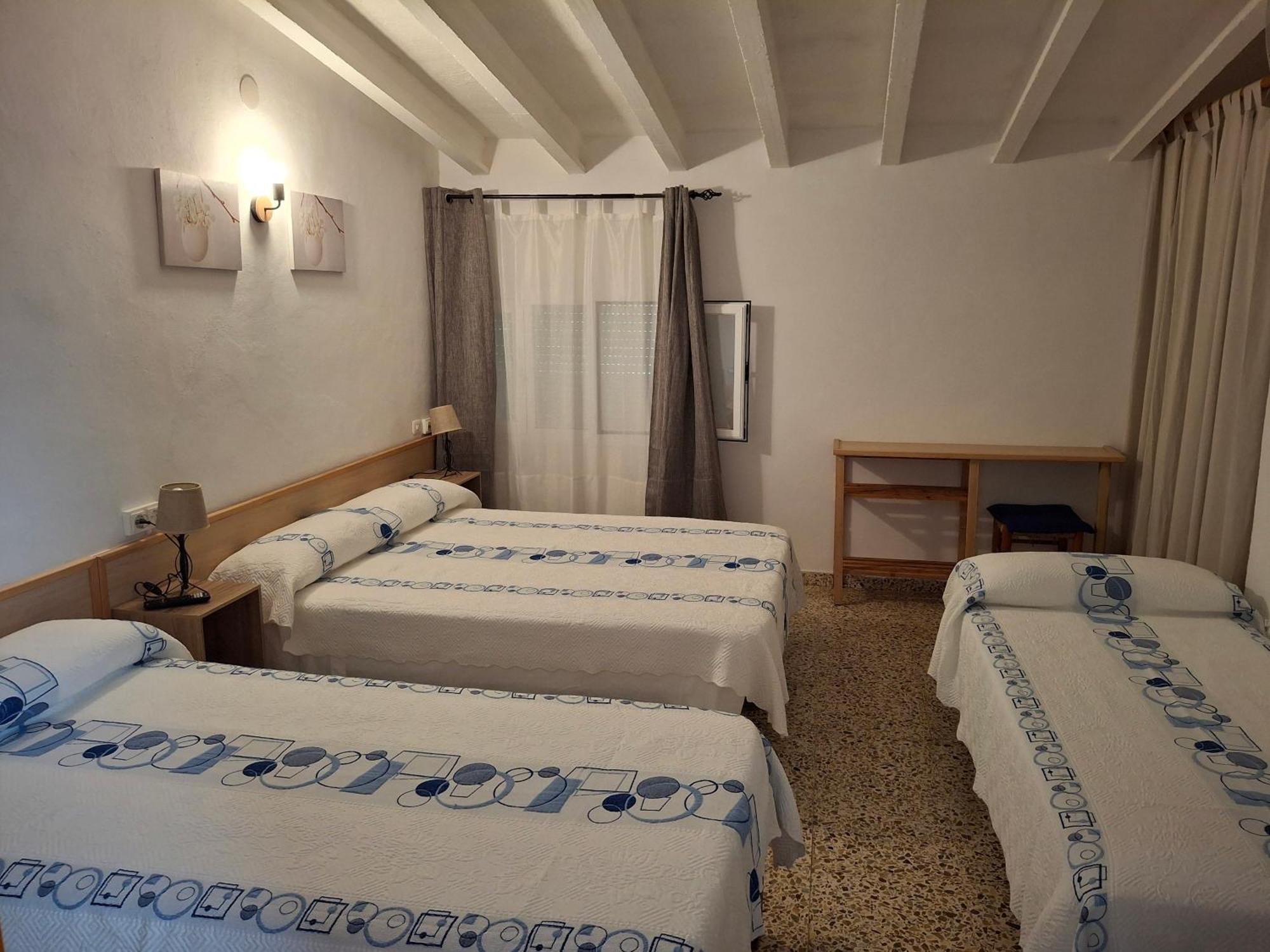 Hostal Pepe San Ferrán de ses Roques Exterior foto