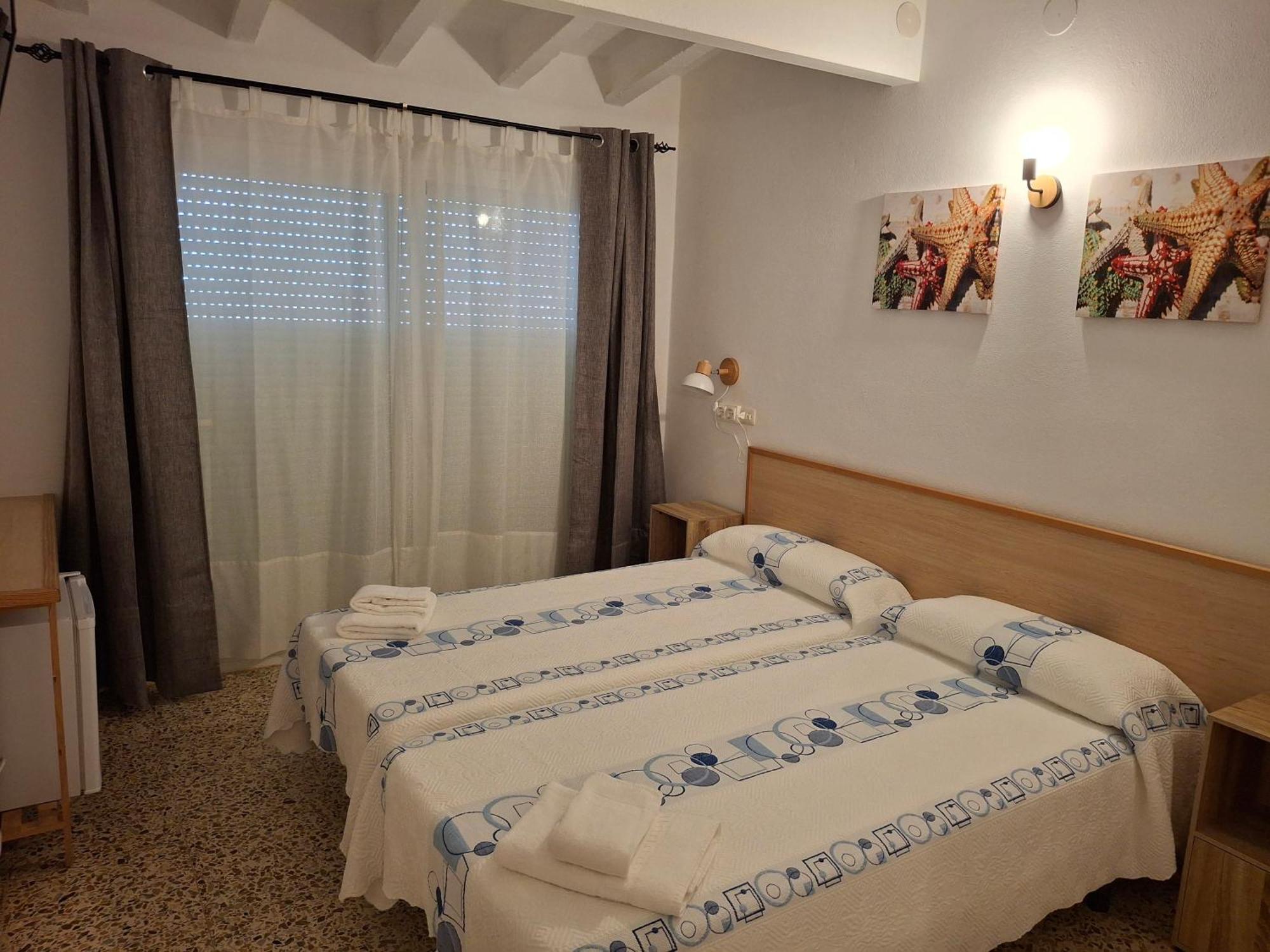 Hostal Pepe San Ferrán de ses Roques Exterior foto