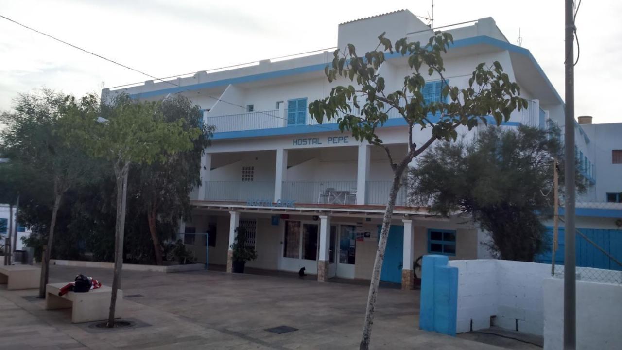 Hostal Pepe San Ferrán de ses Roques Exterior foto